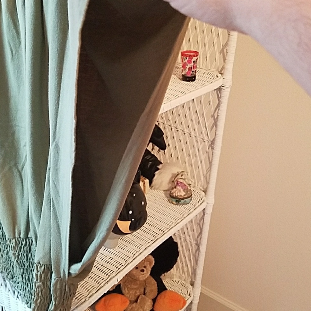 Top - Picture 4 of 4